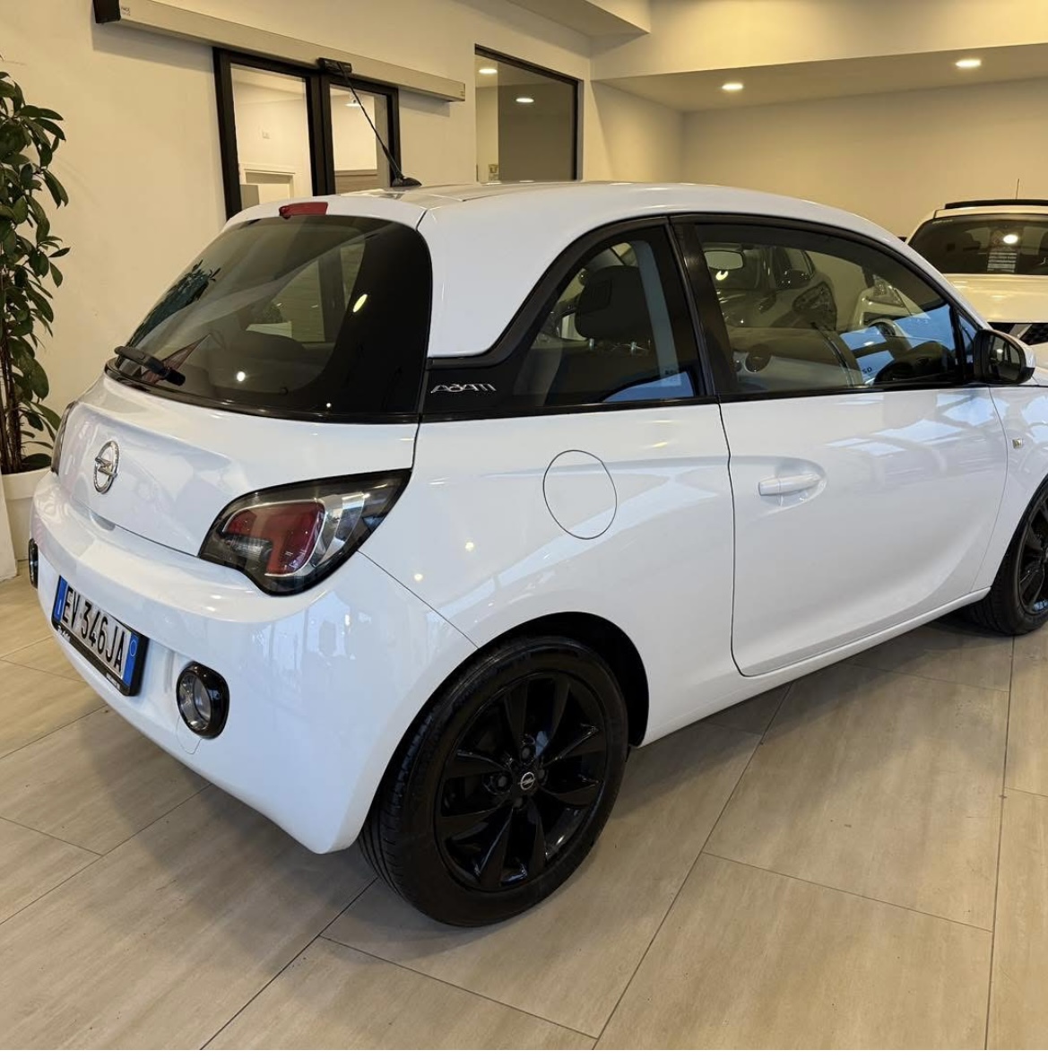 Opel Adam
