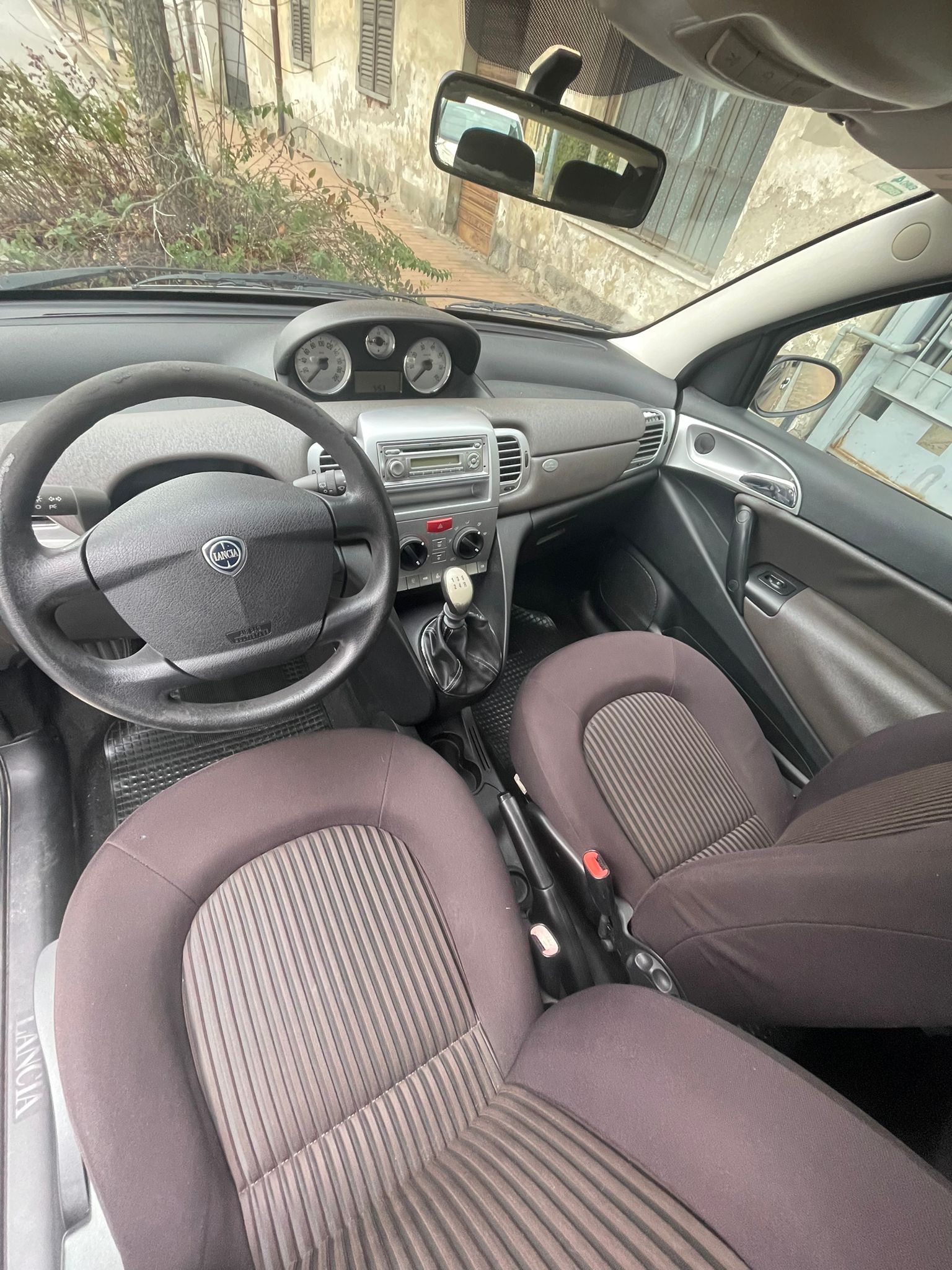 Lancia Ypsilon Viola